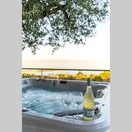 Casa D'aduri - Sea View Terrace&relaxing Pool Holiday home *